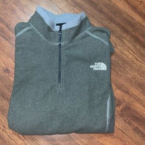 North face 1/4  zip women’s large. Perfect condition!
